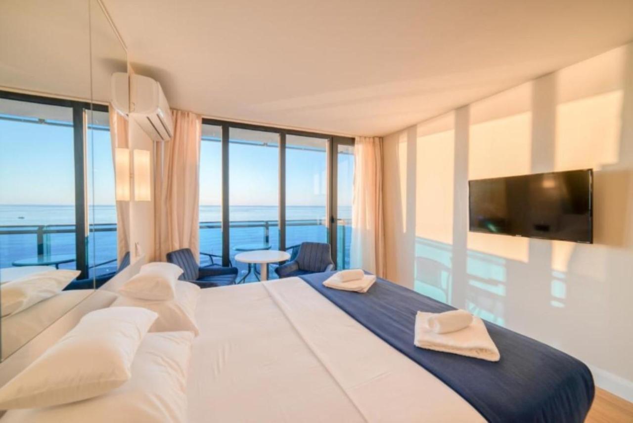 Batumi City Aparthotel Exterior photo