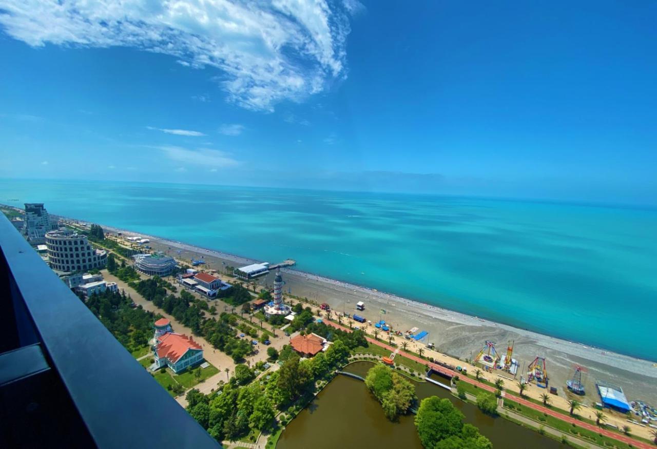 Batumi City Aparthotel Exterior photo